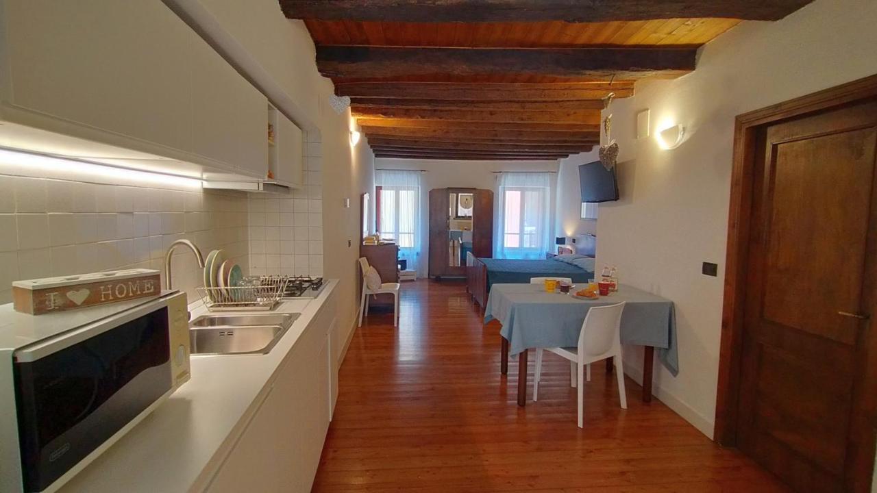 Accogliente Locale Con Terrazzo In Centro Storico Lejlighed Vittorio Veneto Eksteriør billede